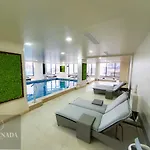 Apartman Hugo Pool & Mamaia Nord 3*