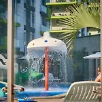 Hugo Pool & Mamaia Nord Năvodari