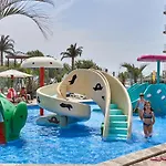 Hugo Pool & Mamaia Nord Năvodari