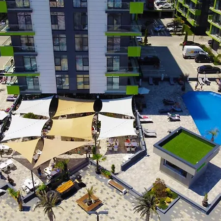 아파트 Hugo Pool & Mamaia Nord 3*