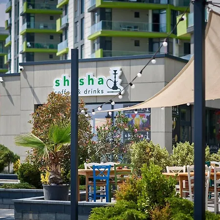 Hugo Pool & Mamaia Nord 3*