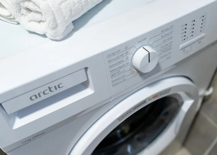 Hugo Pool & Mamaia Nord 아파트 Năvodari