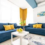 Hugo Pool & Mamaia Nord 3* Năvodari