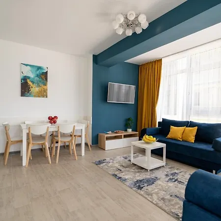 Hugo Pool & Mamaia Nord Apartment Năvodari