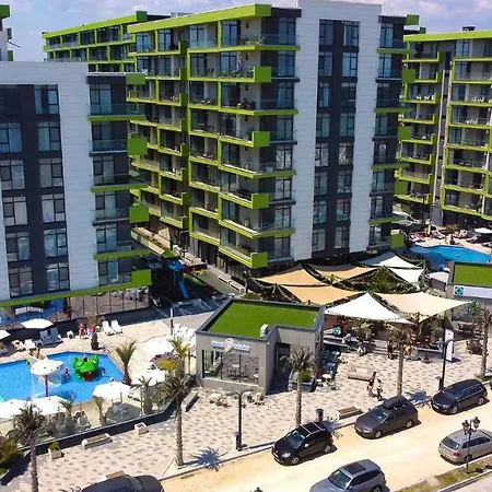 Apartment Hugo Beach Pool & Spa Mamaia Nord