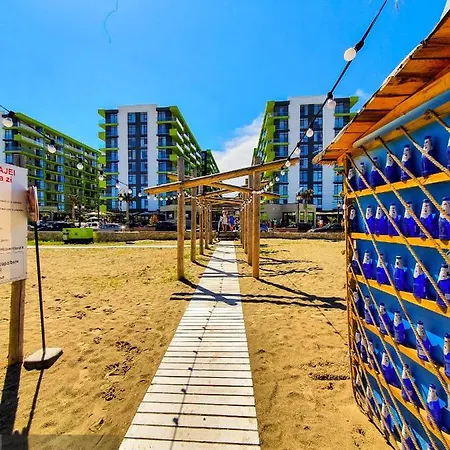Hugo Beach Pool & Spa Mamaia Nord Navodari