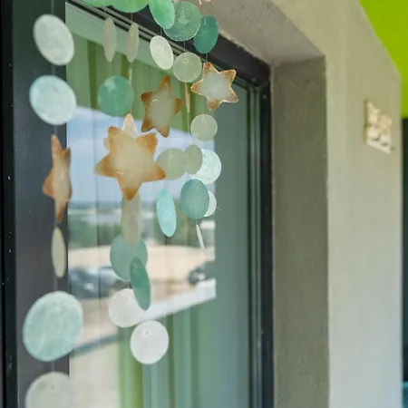 Hugo Pool & Mamaia Nord 3* Năvodari