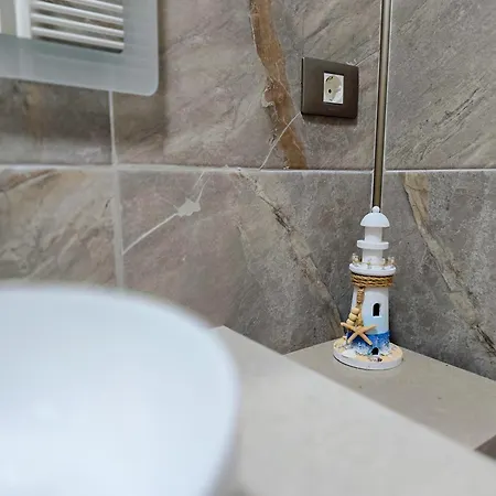 Hugo Pool&spa Mamaia Nord Apartment 3*